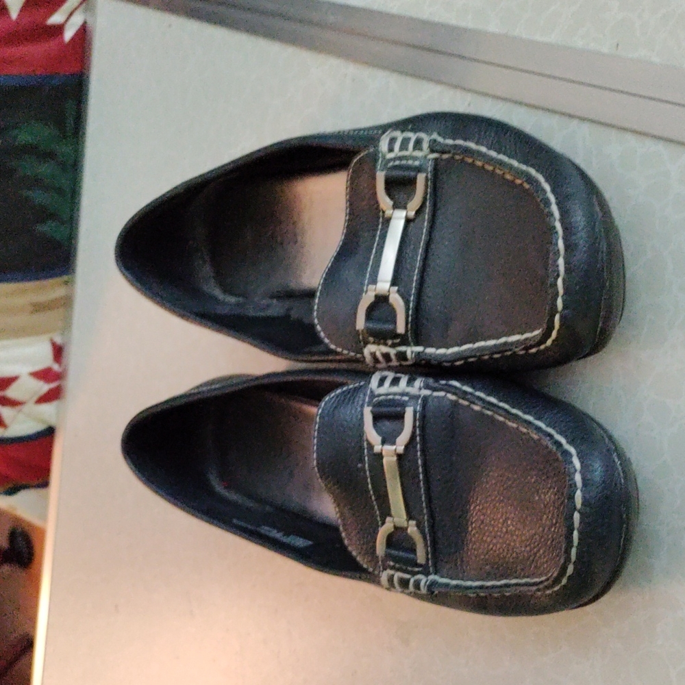 Navy flats